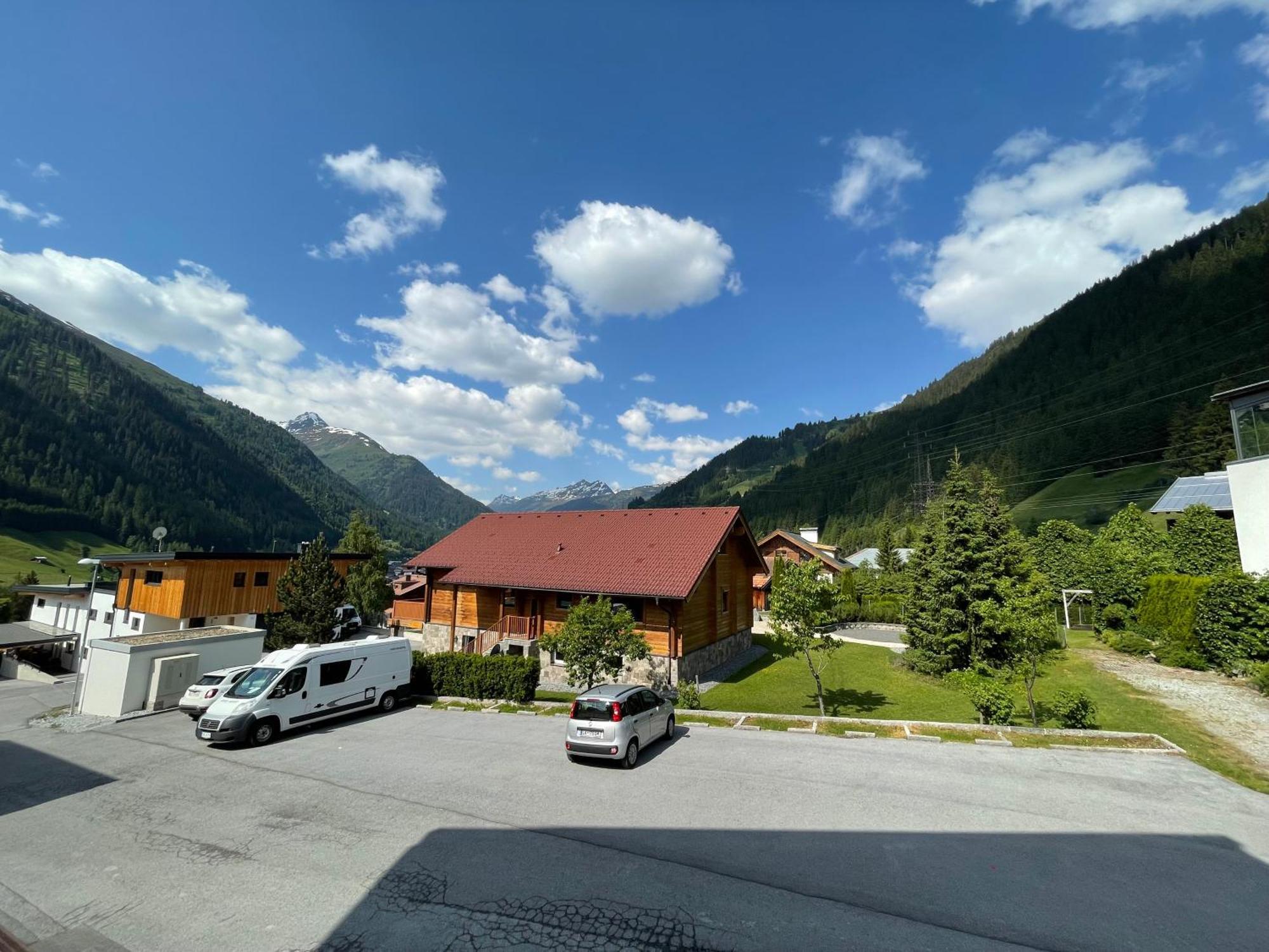 Mountain Spa Residences Σανκτ Αντόν αμ Άλμπεργκ Εξωτερικό φωτογραφία